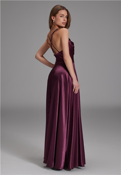 Satin-Abendkleid mit Gehschlitz vivid burgundy back