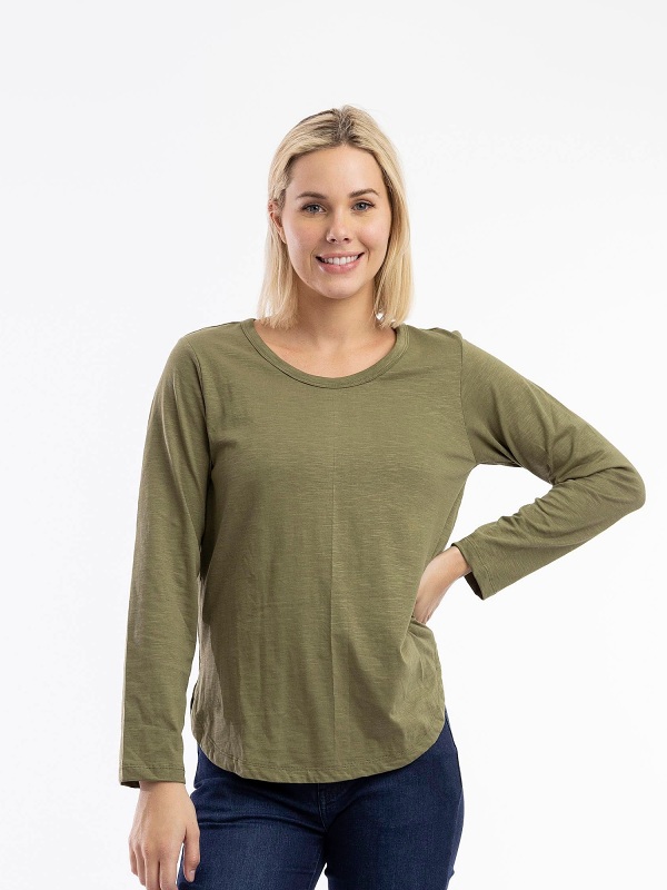 Orientique Essential Knits Pullover 52001 - Olive close-up