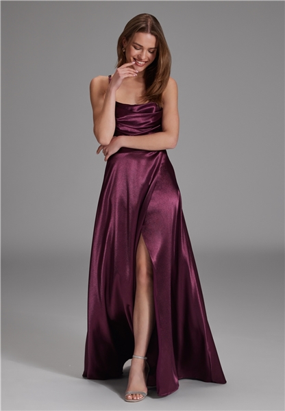 Satin-Abendkleid mit Gehschlitz - vivid burgundy - 5AG018HK 