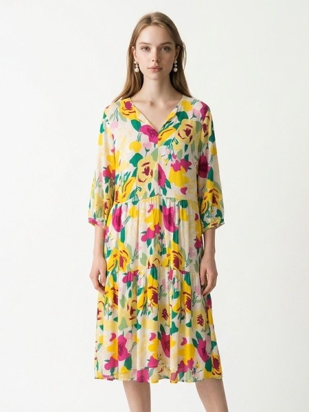 Florales Kleid von MXO 71983